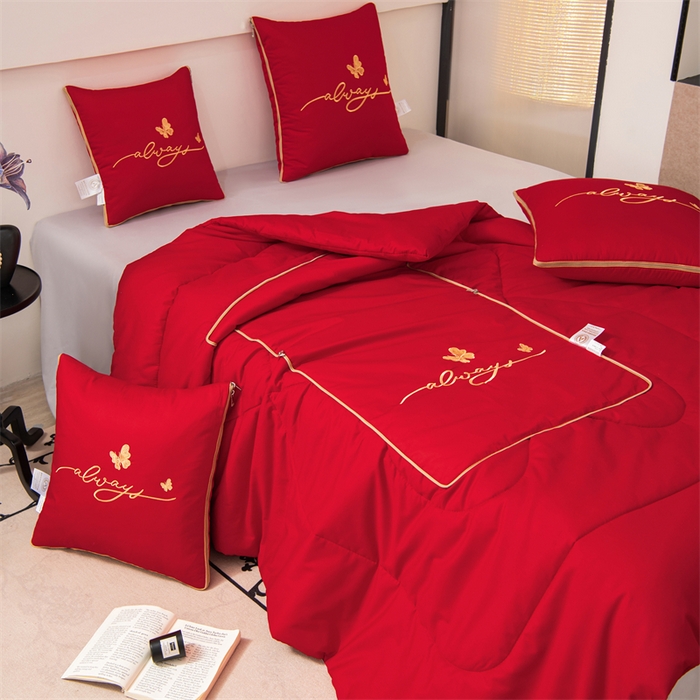 91家纺网 家纺一手货源 找家纺 照世家纺 2025新款柔软透气全棉抱枕被-蝶影 蝶影-大红