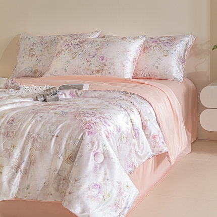 91家纺网 家纺一手货源 找家纺 （总）梦幻之城 2025新款水洗真丝数码印花简易款夏被四件套