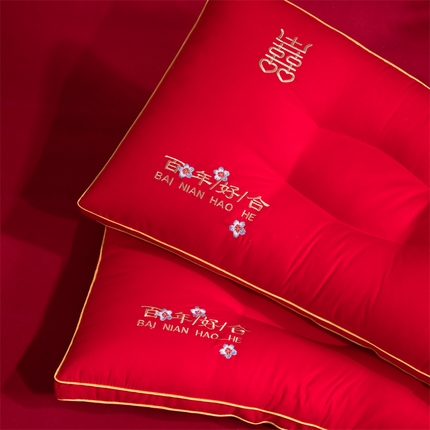 91家纺网 家纺一手货源 找家纺 （总）2025新款新品全棉新人结婚喜庆大红婚庆富贵喜事婚庆系列定型枕头枕芯