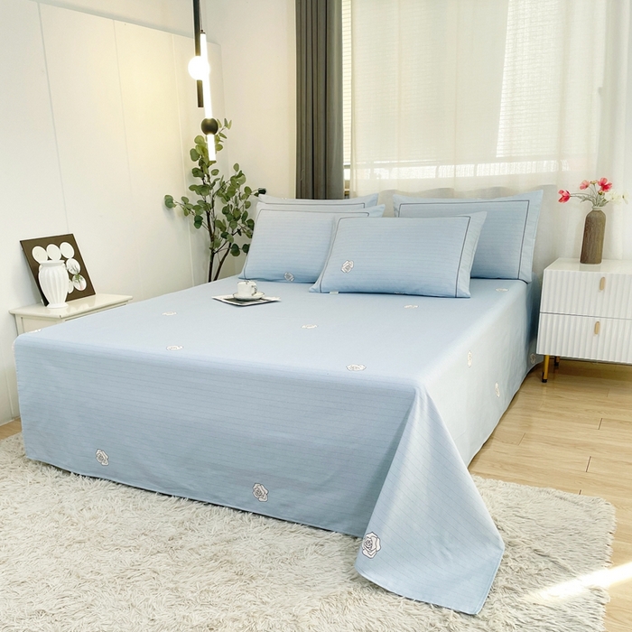 91家纺网 家纺一手货源 找家纺 伊而梦蚊帐 2025新款A类老粗布抗菌床单 玫瑰线-蓝