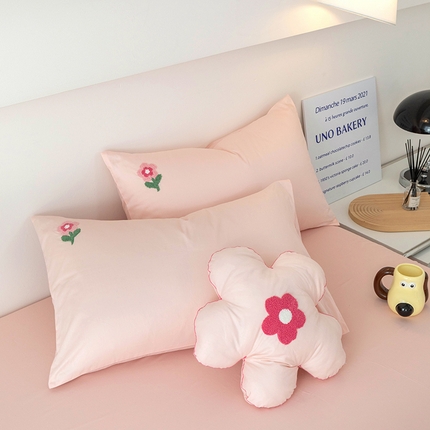 91家纺网 家纺一手货源 找家纺 倾慕家纺 2025新款倾慕INS风毛巾绣纯棉系列枕套 毛巾绣-甜兔