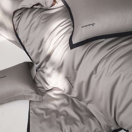 91家纺网 家纺一手货源 找家纺 （总）涞澳家纺 2025新款天丝棉双色拼边绣字款四件套-可夏系列