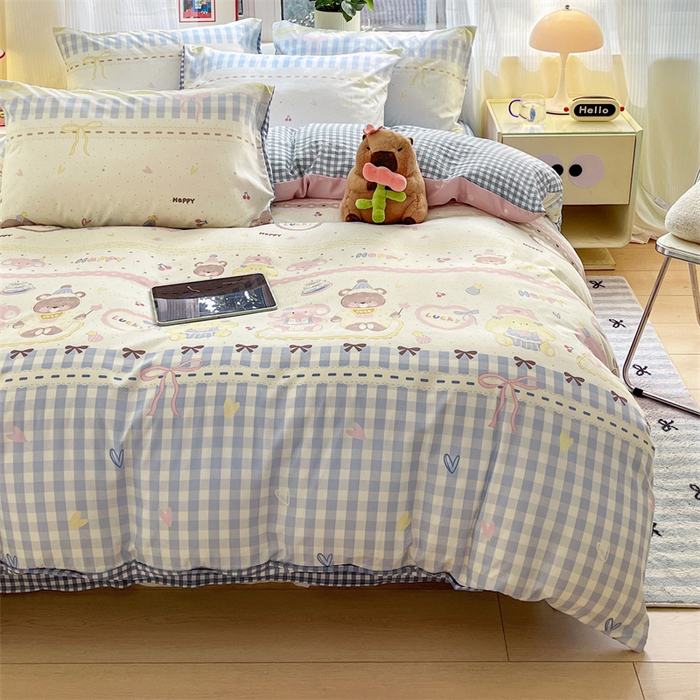 91家纺网 家纺一手货源 找家纺 盛秋家纺 2025新款卡通单被套 开心派对+蓝小格