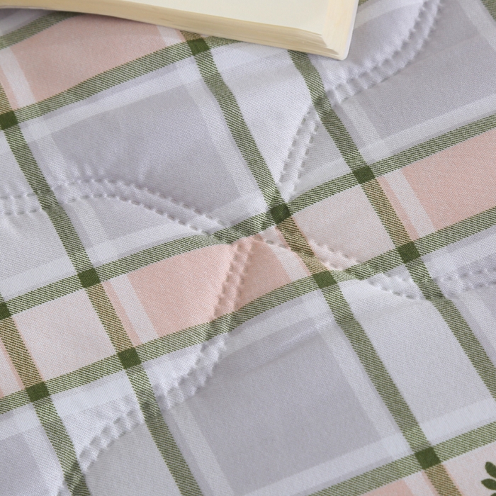 91家纺网 家纺一手货源 找家纺 被多多被业  2025新款清新印花亲肤绒超声波工艺夏凉被 几何