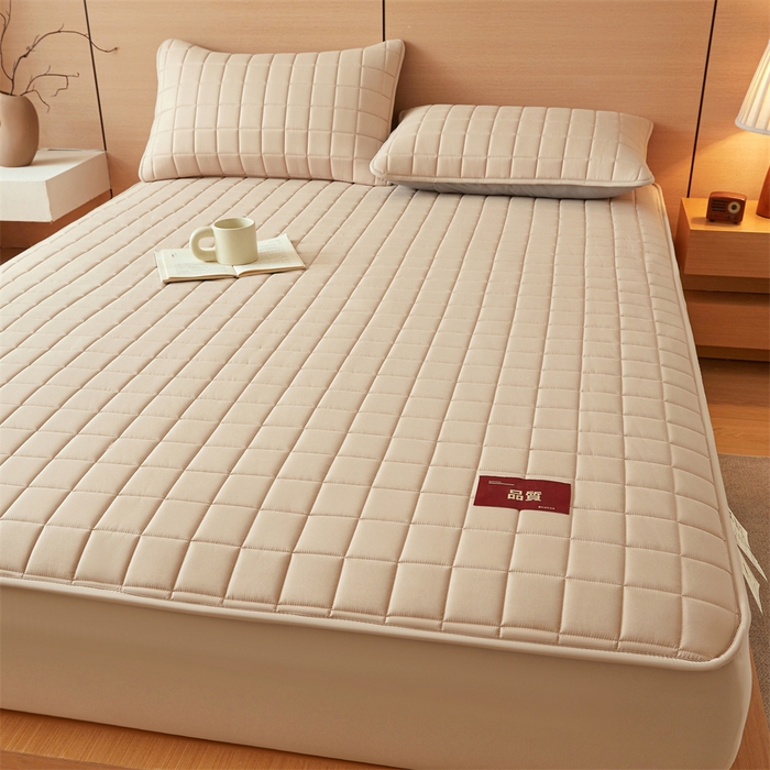 91家纺网 家纺一手货源 找家纺 布卢姆床垫 2025新款原棉A类贴标7A抗菌床笠 方格-卡其