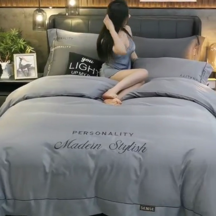 91家纺网 家纺一手货源 找家纺 睡美人 2025新款水洗真丝高端轻奢绣花款四件套-爱娜 爱娜-绅士灰