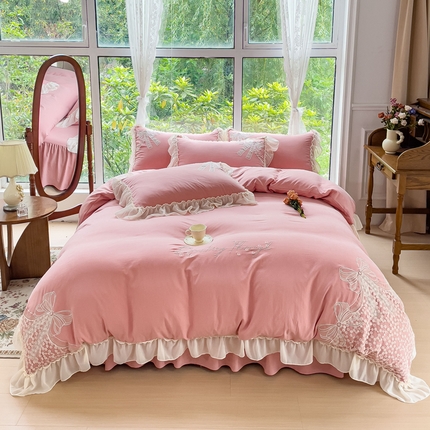 91家纺网 家纺一手货源 找家纺 （总）睡美人 2025韩版全锦棉刺绣公主风蕾丝床裙款四件套-蝶恋花