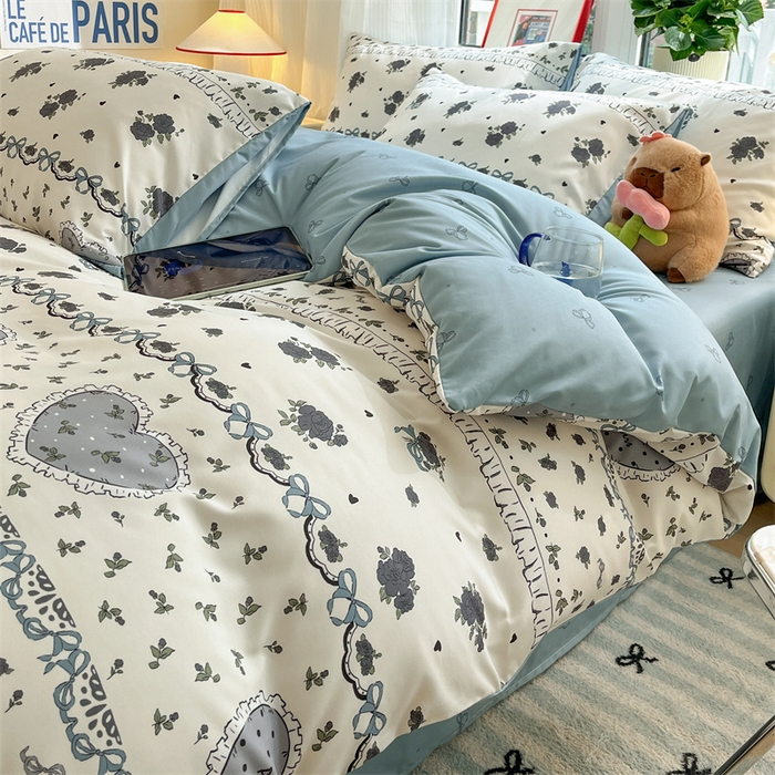 91家纺网 家纺一手货源 找家纺 盛秋家纺 2025新款卡通单被套 着迷+爱心结