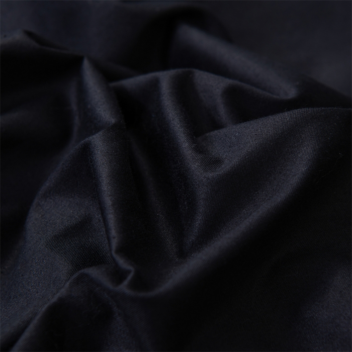 91家纺网 家纺一手货源 找家纺 照世家纺 2025新款柔软透气全棉抱枕被-蝶影 蝶影-黑色