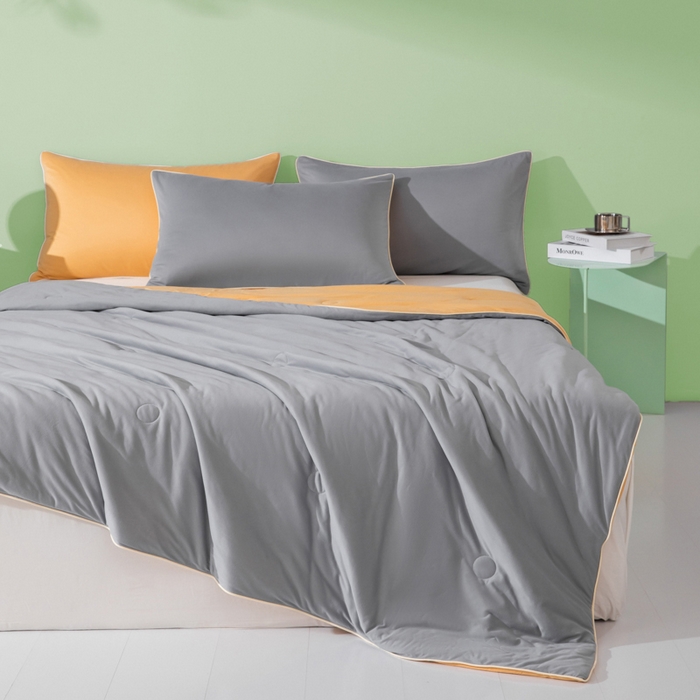 91家纺网 家纺一手货源 找家纺 吾诺 2025 针织棉夏被双拼色大豆夏被子被芯夏凉被空调被 岩灰-杏黄