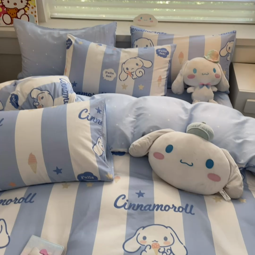 91家纺网 家纺一手货源 找家纺 暮思家居 2025新款正版授权三丽鸥全棉四件套系列四件套 蓝条玉桂狗