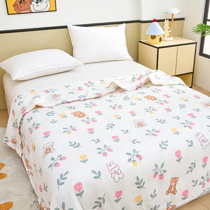 91家纺网 家纺一手货源 找家纺 侨鑫 2025新款亲肤水洗棉夏被宽边 玫瑰小熊