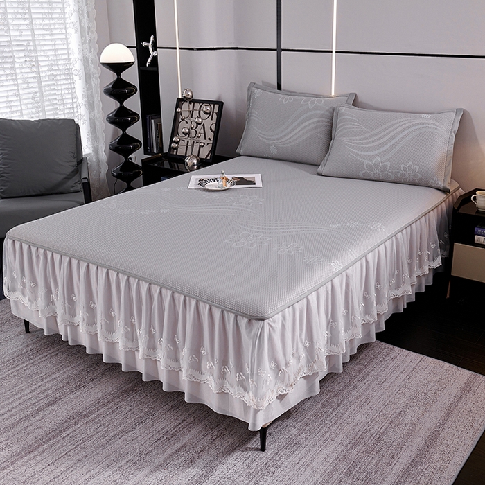 91家纺网 家纺一手货源 找家纺 青雅席业 2025新款7A抗菌母婴级纯乙纶PE刺绣凉感丝豆豆席 床裙款 浪花-灰