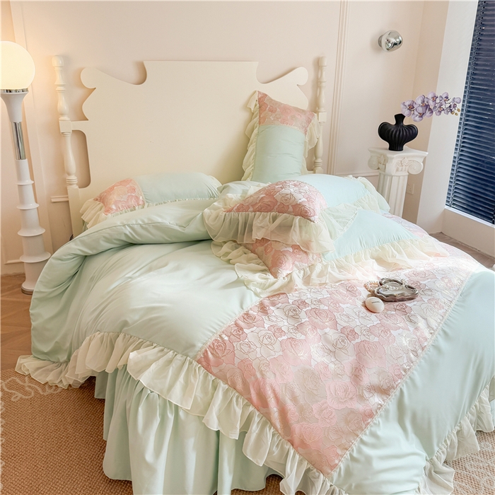 91家纺网 家纺一手货源 找家纺 富盛 2025新款水洗亲肤棉浮雕提花公主风四件套 月光恋人-绿