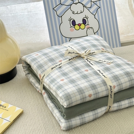 91家纺网 家纺一手货源 找家纺 （总）亿梵家居 2025新款A类母婴级有氧全棉纯棉双层纱纯棉印花四件套-叠拍图