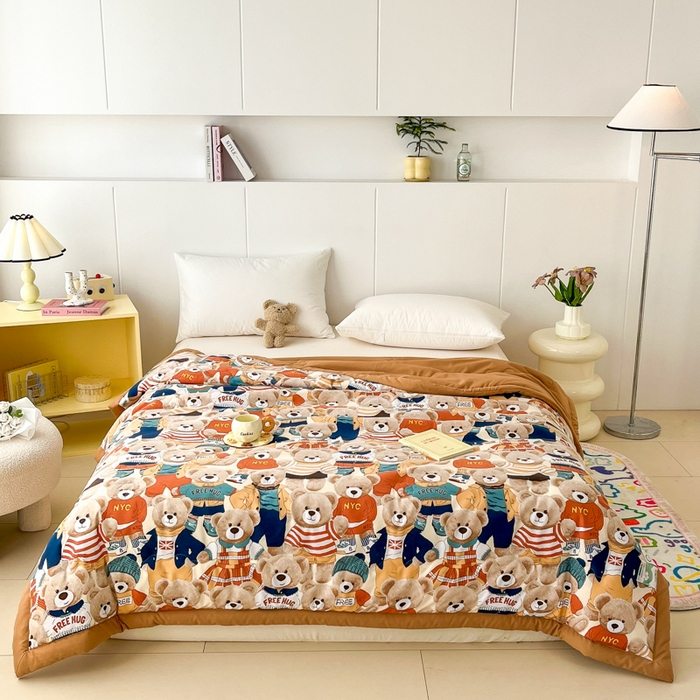 91家纺网 家纺一手货源 找家纺 爱宝被业 2025新款亲肤棉印花100%新疆棉花夏被空调被 欧比熊