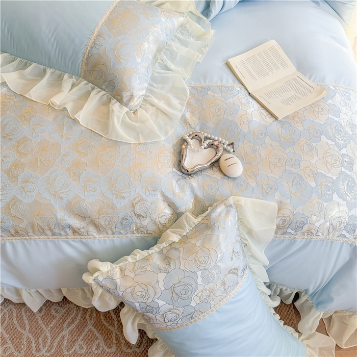 91家纺网 家纺一手货源 找家纺 富盛 2025新款水洗亲肤棉浮雕提花公主风四件套 月光恋人-蓝