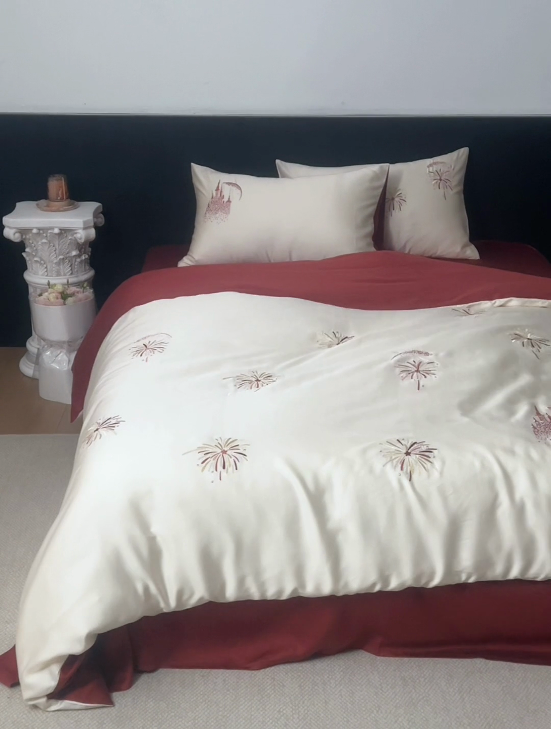 91家纺网 家纺一手货源 找家纺 风向标家纺 奥地利进口兰精天丝绣花四件套-红色系列 烂漫花火-红