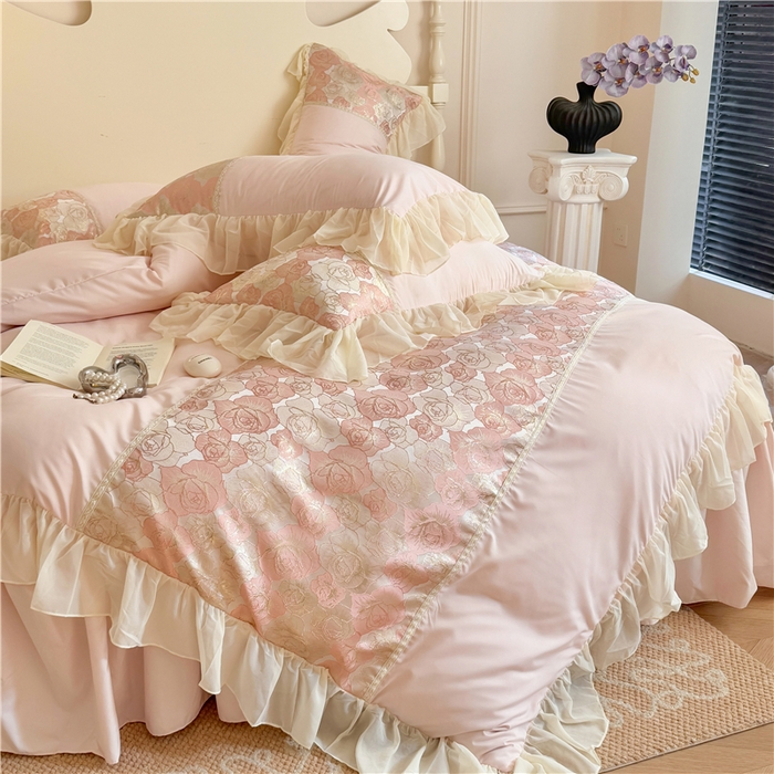 91家纺网 家纺一手货源 找家纺 富盛 2025新款水洗亲肤棉浮雕提花公主风四件套 月光恋人-粉