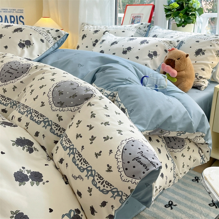 91家纺网 家纺一手货源 找家纺 盛秋家纺 2025新款卡通单被套 着迷+爱心结