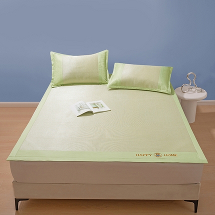 91家纺网 家纺一手货源 找家纺 航途席业 2025新款小熊藤冰丝凉席 快乐熊奶绿