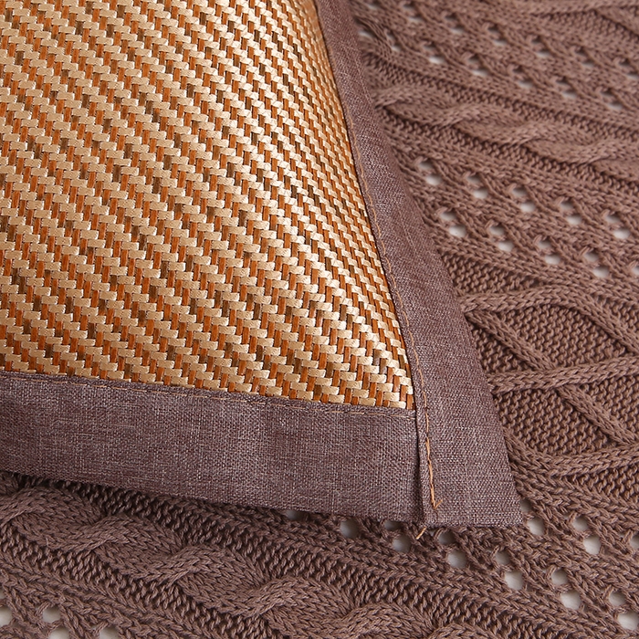 91家纺网 家纺一手货源 找家纺 小牛席业 2025新款A夏凉枕套系列 角标冰藤凉枕套（深咖）