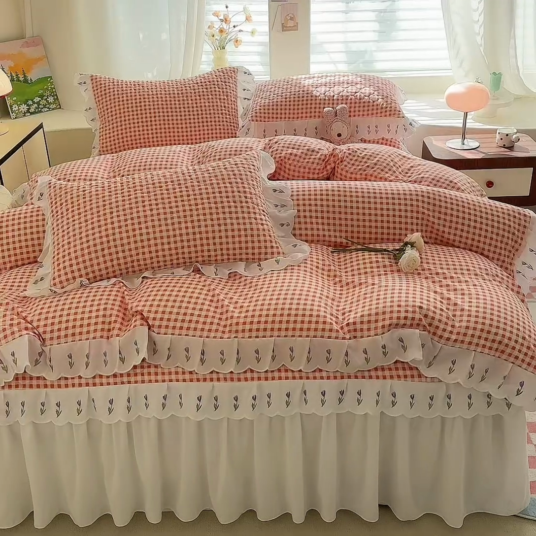 91家纺网 家纺一手货源 找家纺 金盛皇朝家纺 2025新款格子空间水洗棉床裙 格子空间-爱马仕橙