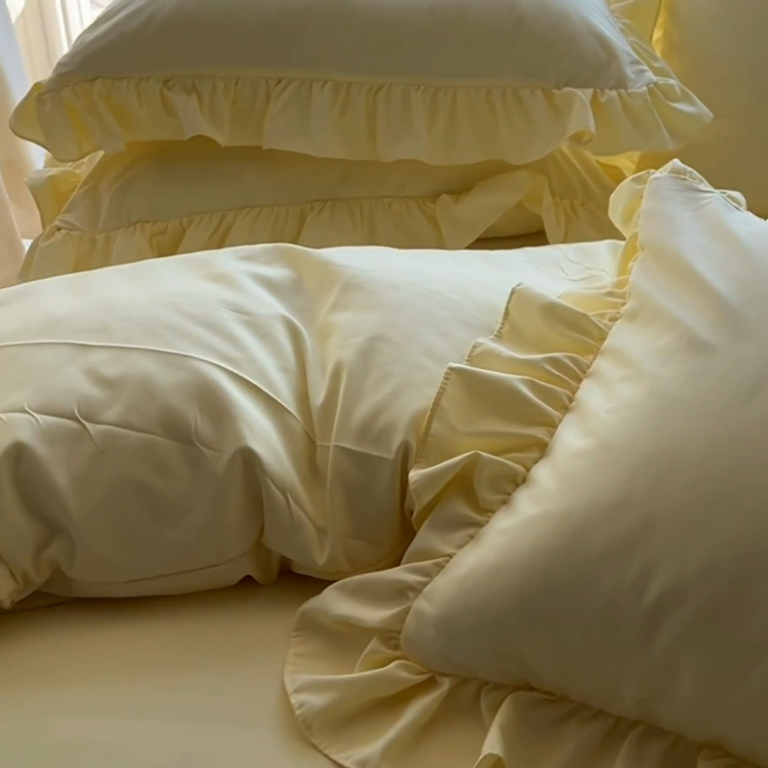 91家纺网 家纺一手货源 找家纺 凯美家居 2025新款超柔亲肤磨毛刺绣花仙子系列四件套 花仙子 浅黄