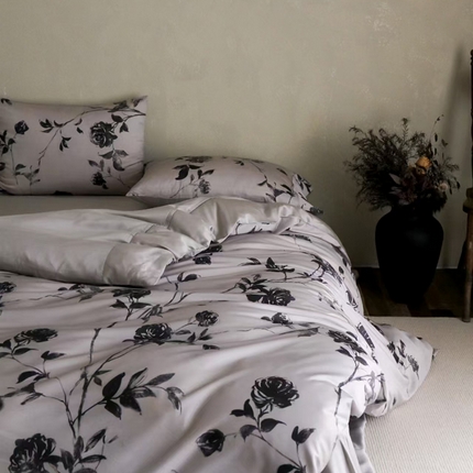 91家纺网 家纺一手货源 找家纺 （总）涞澳家纺 2025新款全棉贡缎数码印花纽扣款四件套