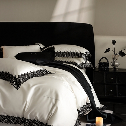 涞澳家纺 2025新款天丝棉花边款四件套--星娜系列 星娜-珍珠白（黑花边）