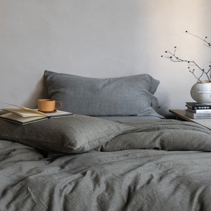 91家纺网 家纺一手货源 找家纺 璞素2025新款全棉色织三层纱四件套-素简 灰色