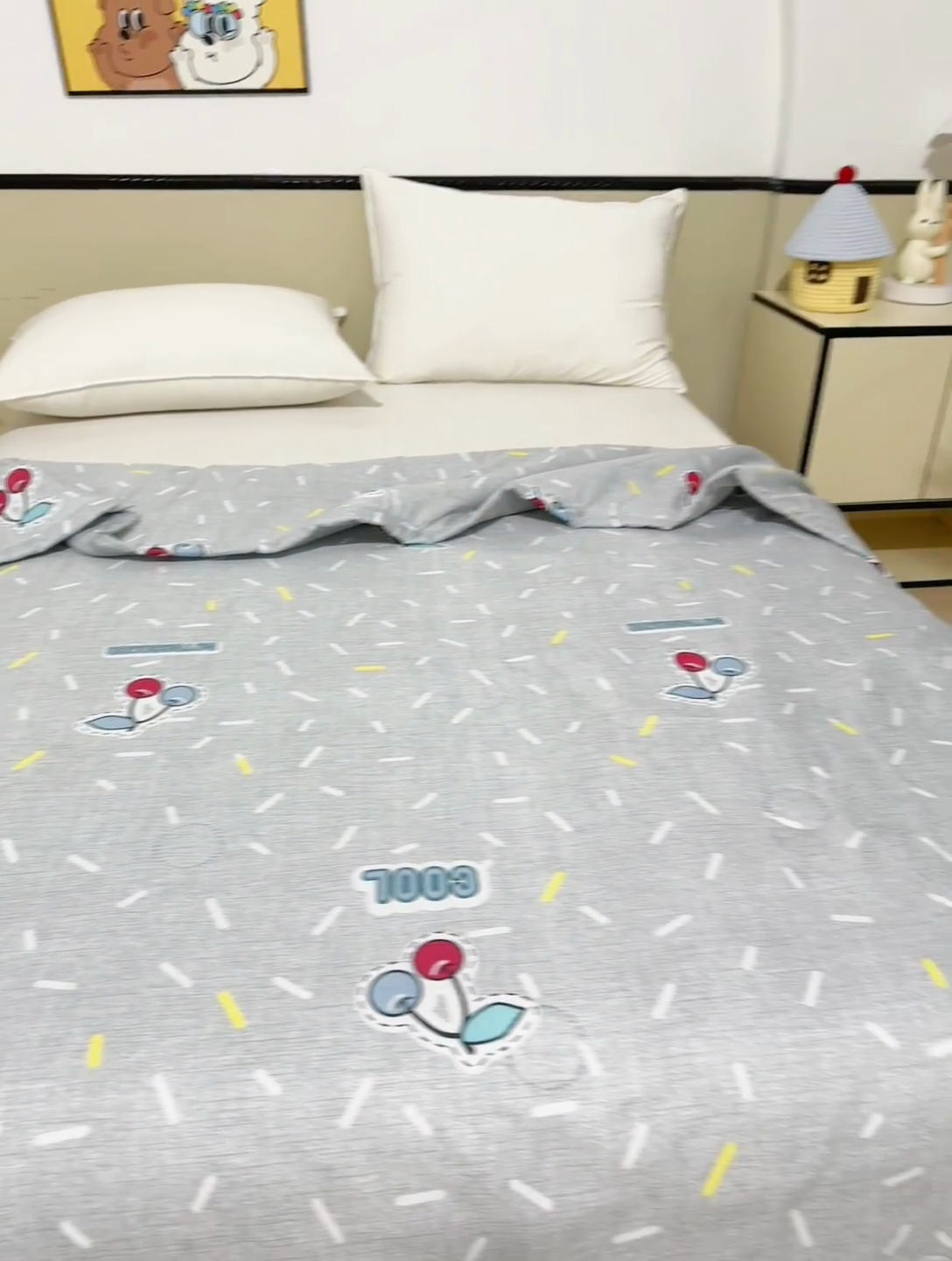 91家纺网 家纺一手货源 找家纺 侨鑫 2025新款亲肤水洗棉夏被宽边 仲夏樱桃