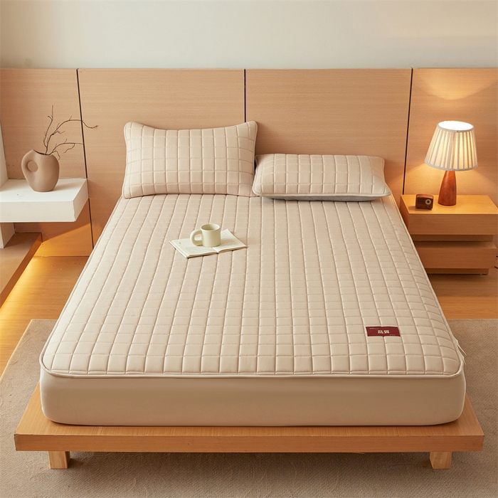 91家纺网 家纺一手货源 找家纺 布卢姆床垫 2025新款原棉A类贴标7A抗菌床笠 方格-卡其