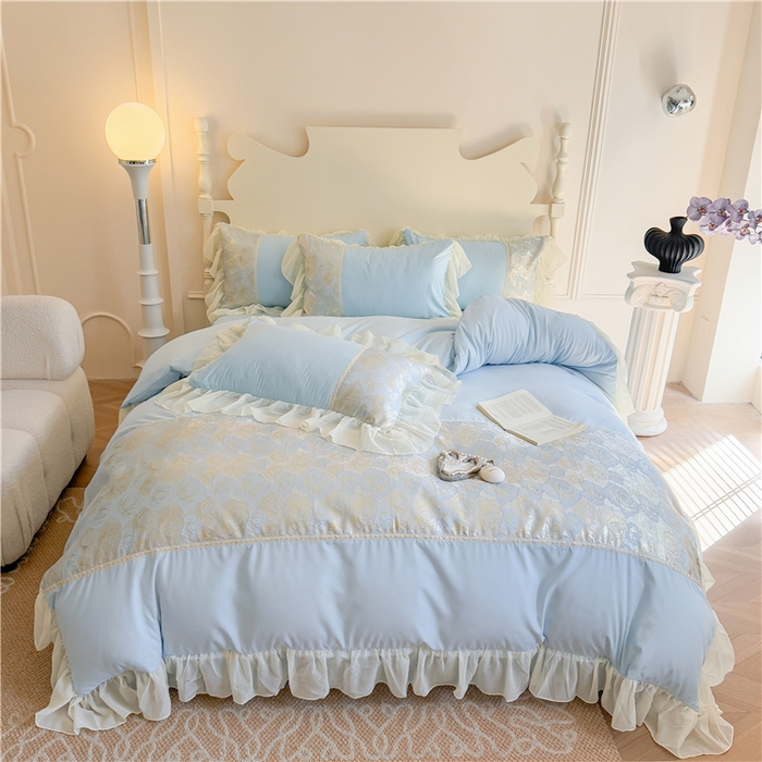 91家纺网 家纺一手货源 找家纺 富盛 2025新款水洗亲肤棉浮雕提花公主风四件套 月光恋人-蓝