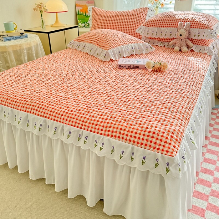 91家纺网 家纺一手货源 找家纺 金盛皇朝家纺 2025新款格子空间水洗棉床裙 格子空间-爱马仕橙