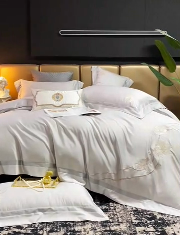 91家纺网 家纺一手货源 找家纺 （总）U品汇 2025新款60支天丝棉莱赛尔纤维刺绣花四件套纯棉全棉凉感丝滑礼盒包装（西雅图）