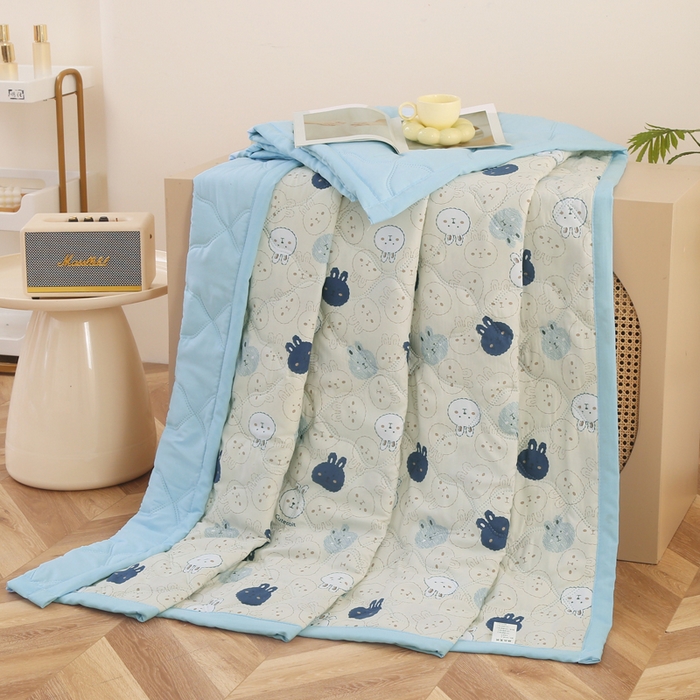 91家纺网 家纺一手货源 找家纺 被多多被业  2025新款印花水洗棉夏被 萌萌兔