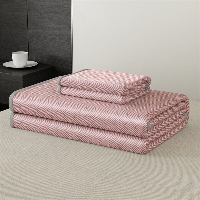 91家纺网 家纺一手货源 找家纺 鑫姿 2025新款5A抗菌A类冰丝凉席-饼干花熊猫款 床笠-熊猫-粉色