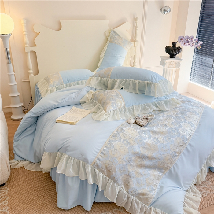 91家纺网 家纺一手货源 找家纺 富盛 2025新款水洗亲肤棉浮雕提花公主风四件套 月光恋人-蓝