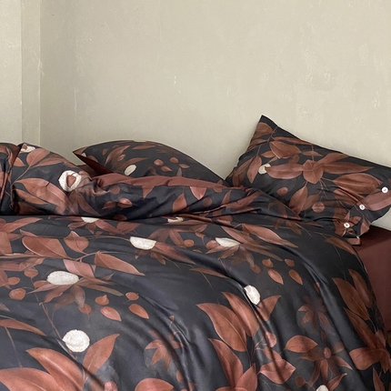 91家纺网 家纺一手货源 找家纺 （总）涞澳家纺 2025新款全棉贡缎数码印花纽扣款四件套