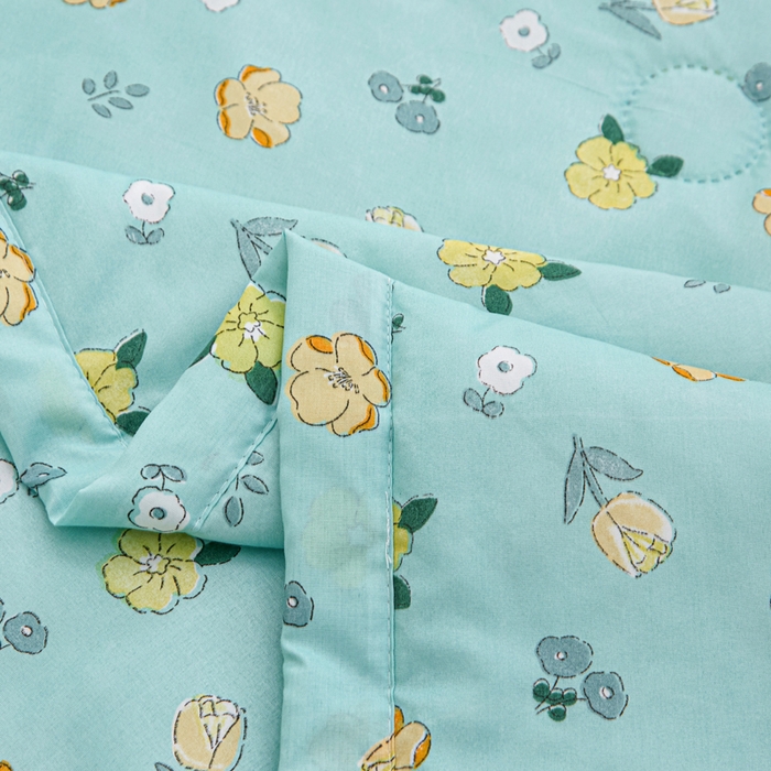 91家纺网 家纺一手货源 找家纺 侨鑫 2025新款亲肤水洗棉夏被宽边 蓝韵花田