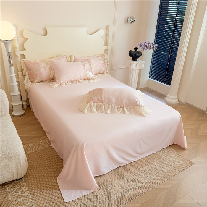 91家纺网 家纺一手货源 找家纺 富盛 2025新款水洗亲肤棉浮雕提花公主风四件套 月光恋人-粉