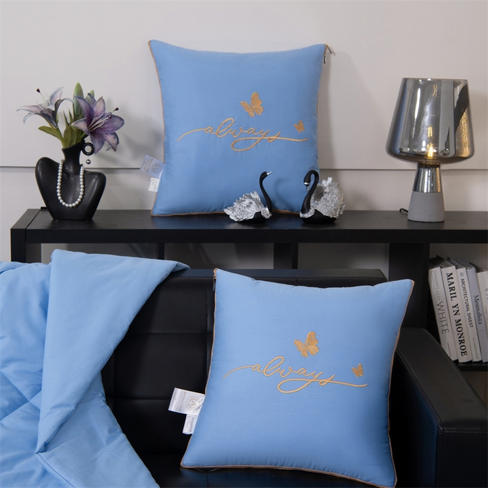 91家纺网 家纺一手货源 找家纺 照世家纺 2025新款柔软透气全棉抱枕被-蝶影 蝶影-天蓝