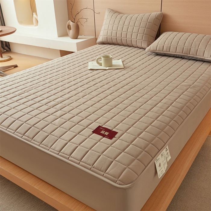 91家纺网 家纺一手货源 找家纺 布卢姆床垫 2025新款原棉A类贴标7A抗菌床笠 方格-棕咖