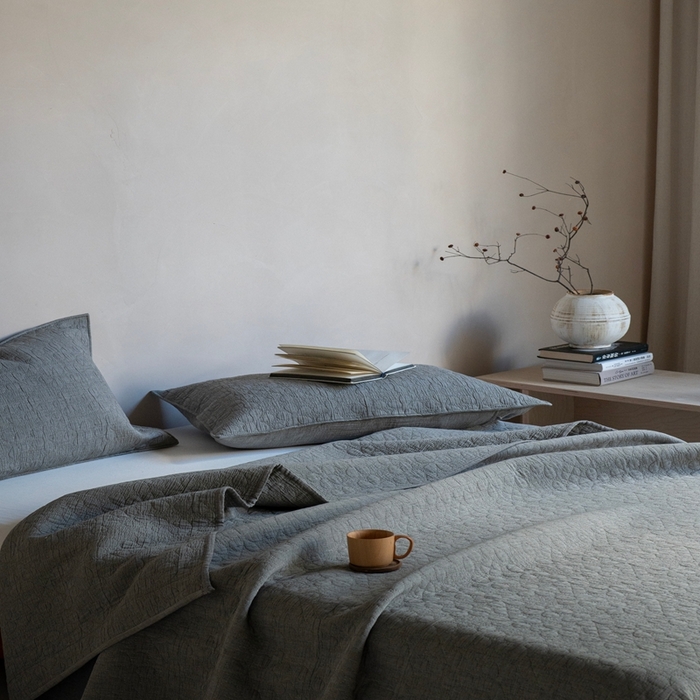 91家纺网 家纺一手货源 找家纺 璞素2025新款全棉色织三层纱床盖三件套-落雪 落雪灰