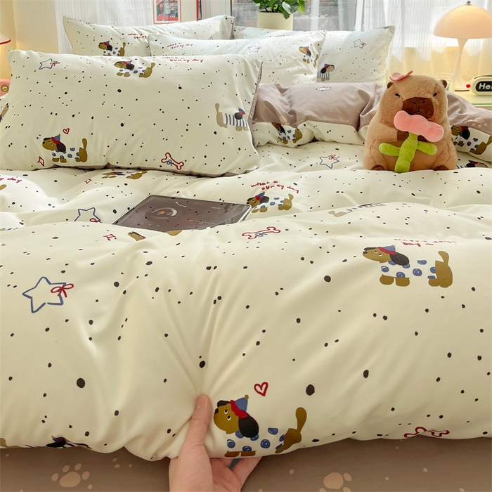 91家纺网 家纺一手货源 找家纺 盛秋家纺 2025新款卡通单被套 腊肠狗+猫爪