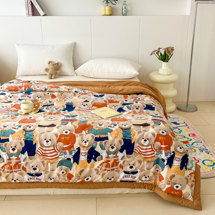 91家纺网 家纺一手货源 找家纺 爱宝被业 2025新款亲肤棉印花100%新疆棉花夏被空调被 欧比熊