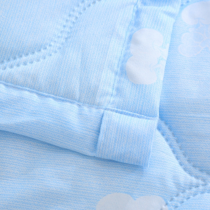 91家纺网 家纺一手货源 找家纺 （总）被多多被业  2025新款清新印花亲肤绒超声波工艺夏凉被