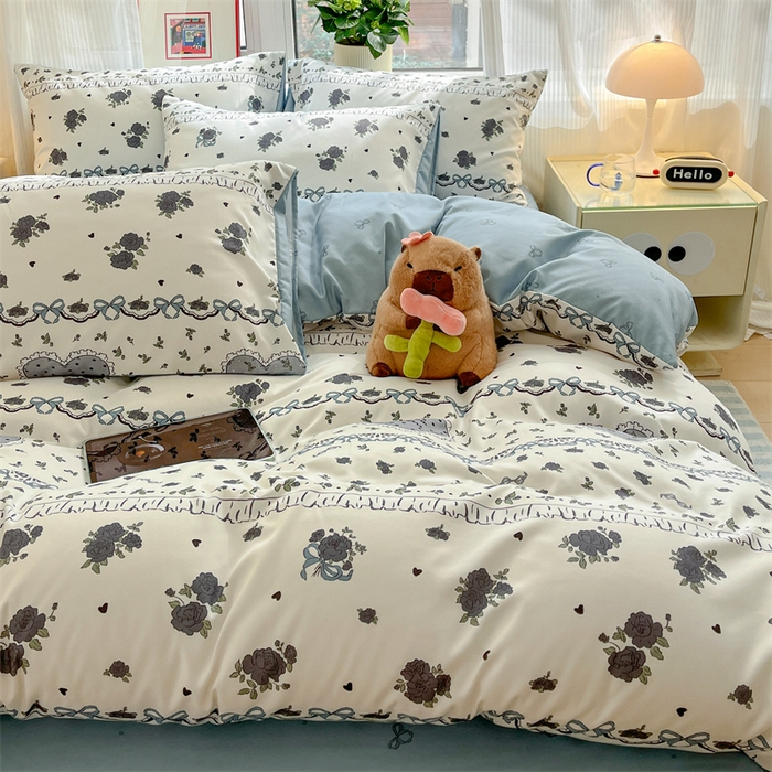 91家纺网 家纺一手货源 找家纺 盛秋家纺 2025新款水洗棉印花四件套-卡通系列 着迷+爱心结