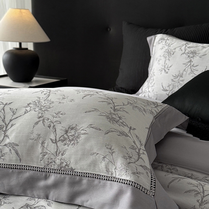 91家纺网 家纺一手货源 找家纺 涞澳家纺 2025新款天丝棉色织提花四件套 莉莲-复合灰